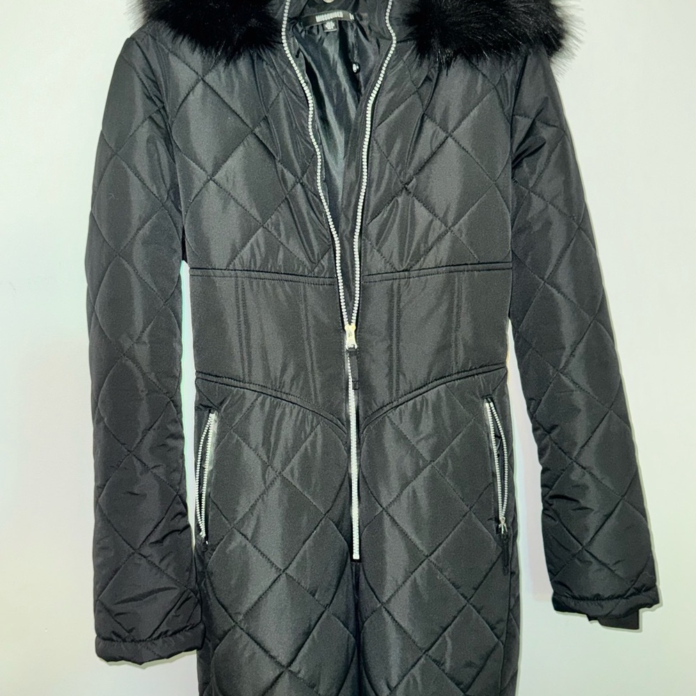 Black Quilted ski suit  Faux Fur Collar
